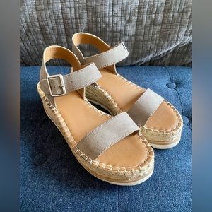 Target Universal Thread platform sandals